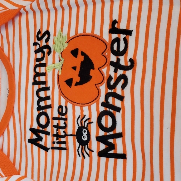 Boys Baby Essentials 4pc Mommy's Little Monster Pants Hat Set Size 3 6 9 mo NWT - Picture 3 of 5